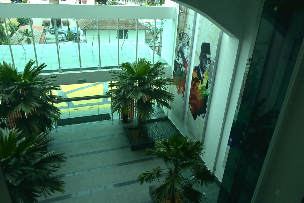 UKM 1784